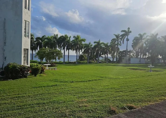 Apartment Apt, Natural And Pool G199a *