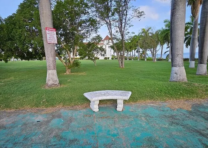 Apartment Apt, Natural And Pool G199a