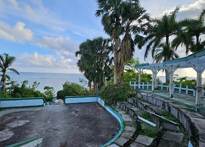 Apartment Apt, Natural And Pool G199a